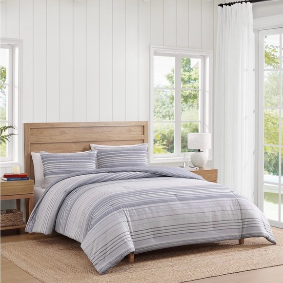 Tommy Hilfiger Other - Tommy Hilfiger Bold Stripe Textured Cotton Grey Duvet Cover Set King